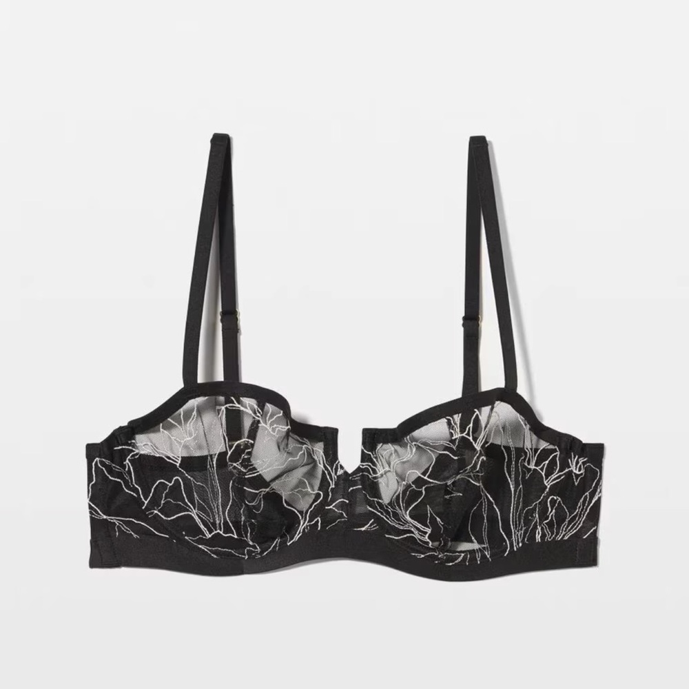 Soma Black Sheer Embroidered Balconette Bra with White Stitching - Picture 4 of 5